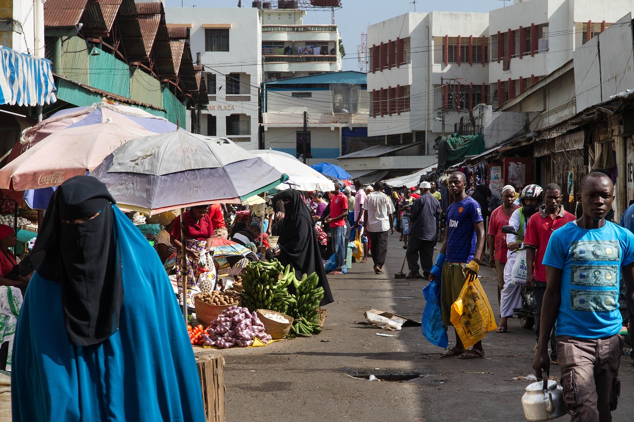 Markets & Local Life
